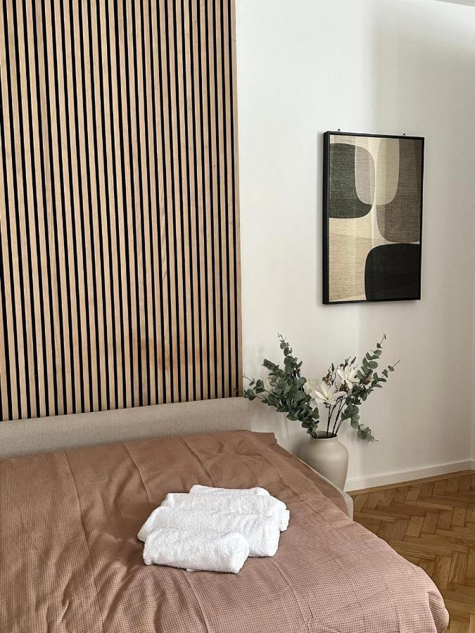 Designer Apartment Near Main Station Вена Экстерьер фото