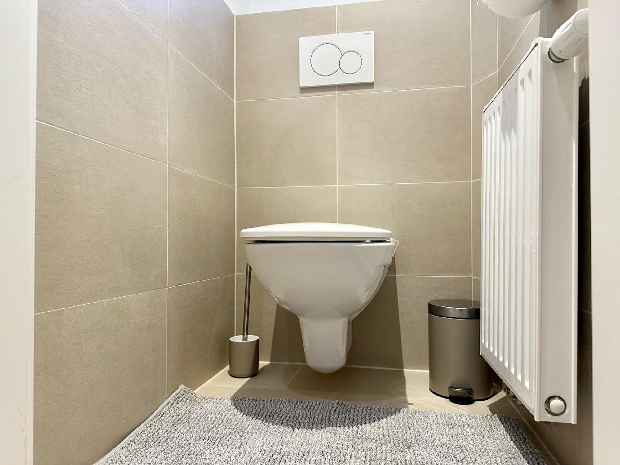 Designer Apartment Near Main Station Вена Экстерьер фото